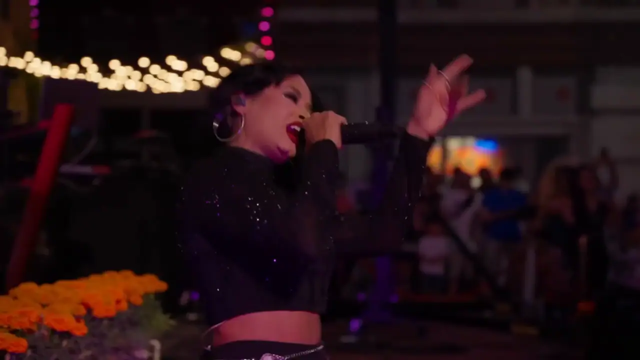 Carymel Rodríguez sings at Sundance Square in Fort Worth, 2025